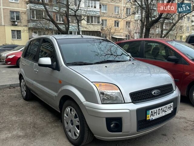 Серый Форд Фьюжн, объемом двигателя 1.4 л и пробегом 14 тыс. км за 7500 $, фото 1 на Automoto.ua
