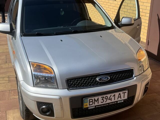 Серый Форд Фьюжн, объемом двигателя 1.6 л и пробегом 52 тыс. км за 7000 $, фото 1 на Automoto.ua