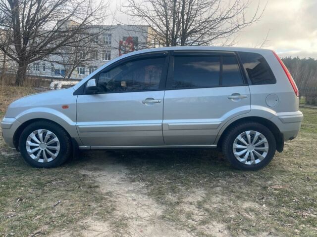 Серый Форд Фьюжн, объемом двигателя 1.4 л и пробегом 173 тыс. км за 5000 $, фото 1 на Automoto.ua