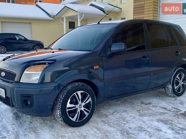 Серый Форд Фьюжн, объемом двигателя 1.4 л и пробегом 226 тыс. км за 4300 $, фото 1 на Automoto.ua