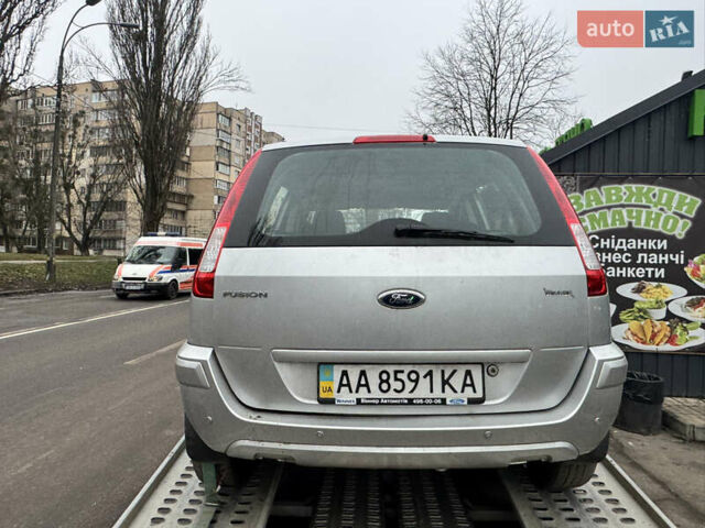 Серый Форд Фьюжн, объемом двигателя 1.6 л и пробегом 10 тыс. км за 1650 $, фото 1 на Automoto.ua