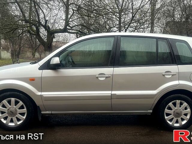 Сірий Форд Фьюжен, об'ємом двигуна 1.6 л та пробігом 203 тис. км за 5999 $, фото 1 на Automoto.ua