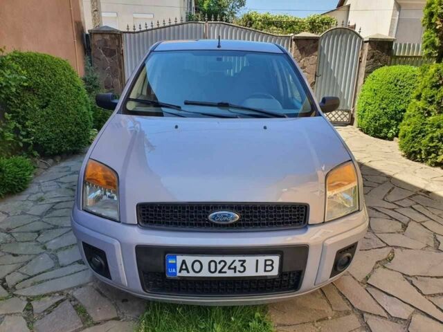 Сірий Форд Фьюжен, об'ємом двигуна 1.4 л та пробігом 178 тис. км за 5500 $, фото 1 на Automoto.ua