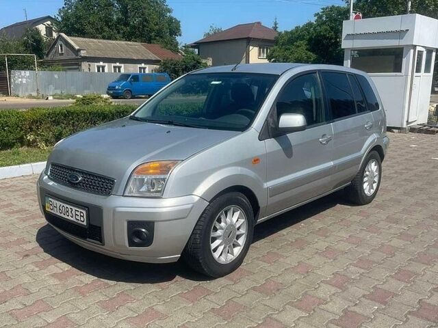 Сірий Форд Фьюжен, об'ємом двигуна 1.6 л та пробігом 210 тис. км за 4900 $, фото 1 на Automoto.ua