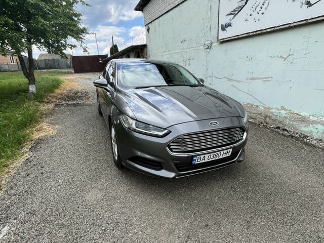 Сірий Форд Фьюжен, об'ємом двигуна 2.5 л та пробігом 280 тис. км за 8990 $, фото 1 на Automoto.ua
