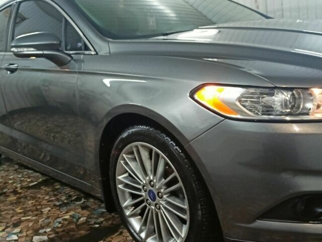 Серый Форд Фьюжн, объемом двигателя 2 л и пробегом 128 тыс. км за 8900 $, фото 1 на Automoto.ua