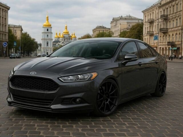 Сірий Форд Фьюжен, об'ємом двигуна 2 л та пробігом 199 тис. км за 1500 $, фото 1 на Automoto.ua