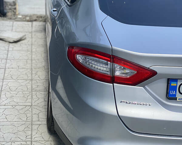 Форд Фьюжн 2012 в Киеве на Automoto.ua Серый Форд Фьюжн, объемом двигателя 2.5 л и пробегом 320 тыс. км за 7800 $, фото 1 на Automoto.ua