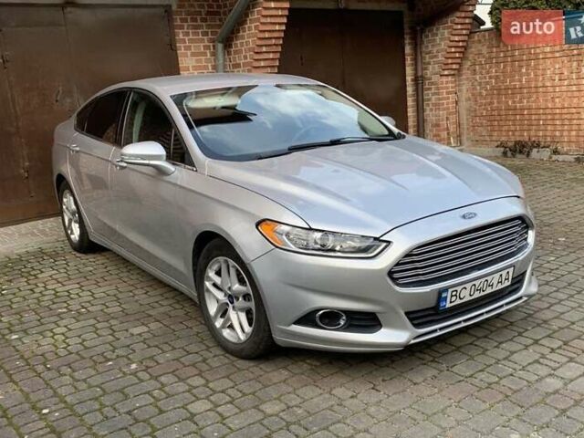 Серый Форд Фьюжн, объемом двигателя 1.6 л и пробегом 248 тыс. км за 9500 $, фото 1 на Automoto.ua