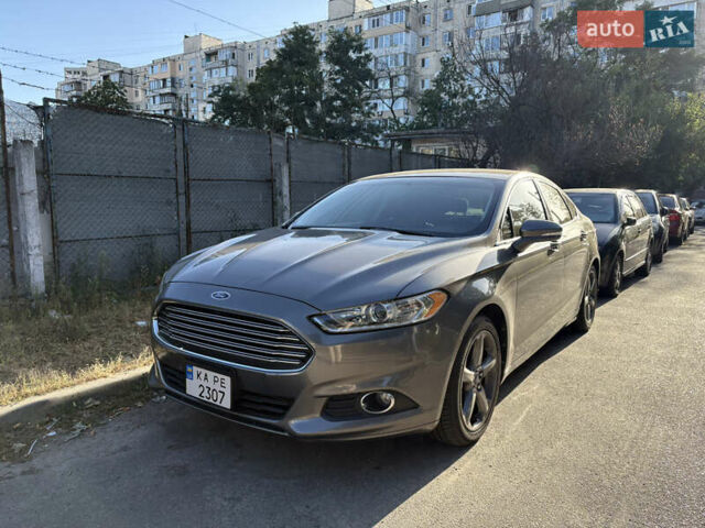 Серый Форд Фьюжн, объемом двигателя 1.6 л и пробегом 156 тыс. км за 9500 $, фото 1 на Automoto.ua