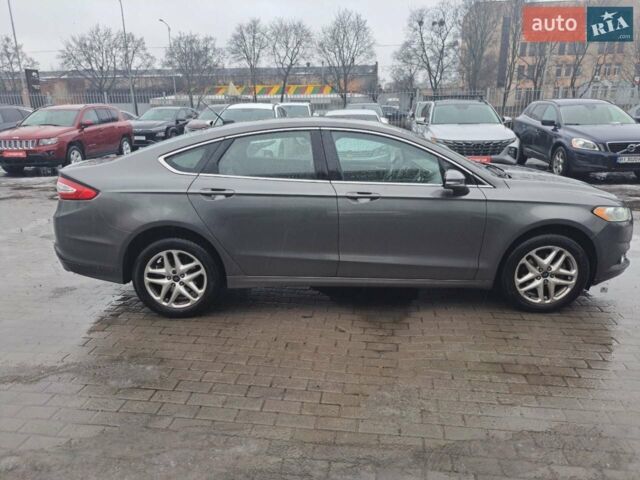 Сірий Форд Фьюжен, об'ємом двигуна 1.6 л та пробігом 286 тис. км за 8700 $, фото 1 на Automoto.ua