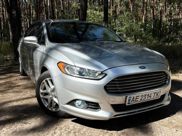 Сірий Форд Фьюжен, об'ємом двигуна 2.5 л та пробігом 260 тис. км за 8000 $, фото 1 на Automoto.ua