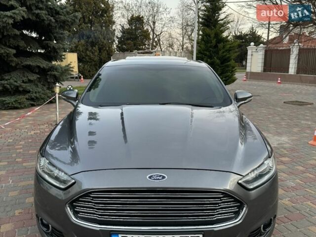 Сірий Форд Фьюжен, об'ємом двигуна 2 л та пробігом 275 тис. км за 11500 $, фото 1 на Automoto.ua