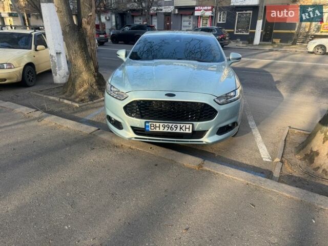 Сірий Форд Фьюжен, об'ємом двигуна 2 л та пробігом 193 тис. км за 13500 $, фото 1 на Automoto.ua