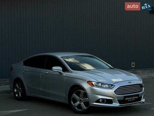 Сірий Форд Фьюжен, об'ємом двигуна 1.6 л та пробігом 240 тис. км за 8499 $, фото 1 на Automoto.ua