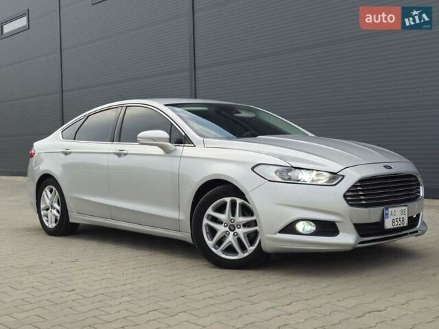 Сірий Форд Фьюжен, об'ємом двигуна 1.6 л та пробігом 134 тис. км за 7800 $, фото 1 на Automoto.ua