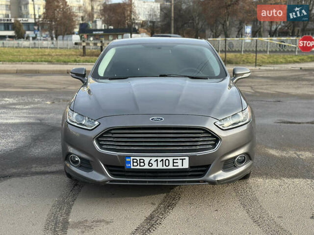 Серый Форд Фьюжн, объемом двигателя 2 л и пробегом 244 тыс. км за 9650 $, фото 1 на Automoto.ua