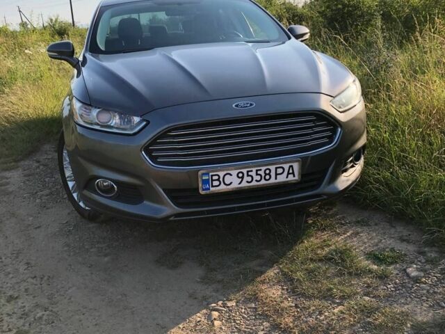 Сірий Форд Фьюжен, об'ємом двигуна 2 л та пробігом 171 тис. км за 12800 $, фото 1 на Automoto.ua