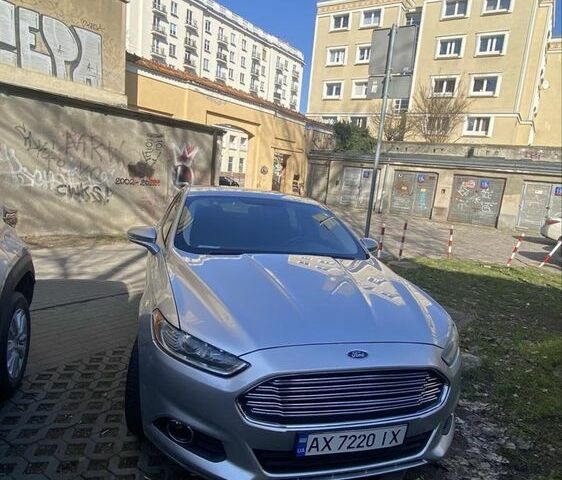 Серый Форд Фьюжн, объемом двигателя 0 л и пробегом 234 тыс. км за 8000 $, фото 1 на Automoto.ua