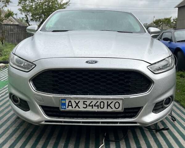 Форд Фьюжн 2013 в Харькове на Automoto.ua Серый Форд Фьюжн, объемом двигателя 2 л и пробегом 111 тыс. км за 14100 $, фото 1 на Automoto.ua