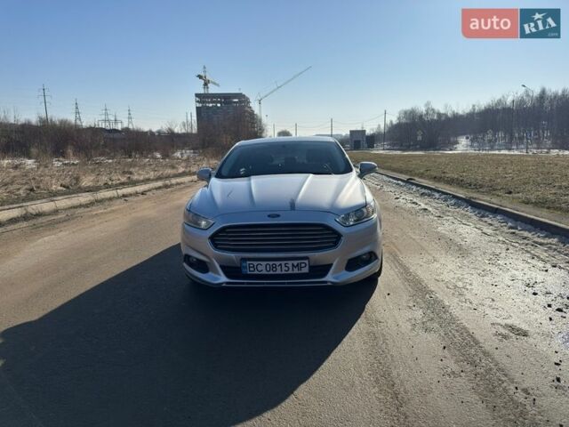 Сірий Форд Фьюжен, об'ємом двигуна 2 л та пробігом 176 тис. км за 11000 $, фото 1 на Automoto.ua