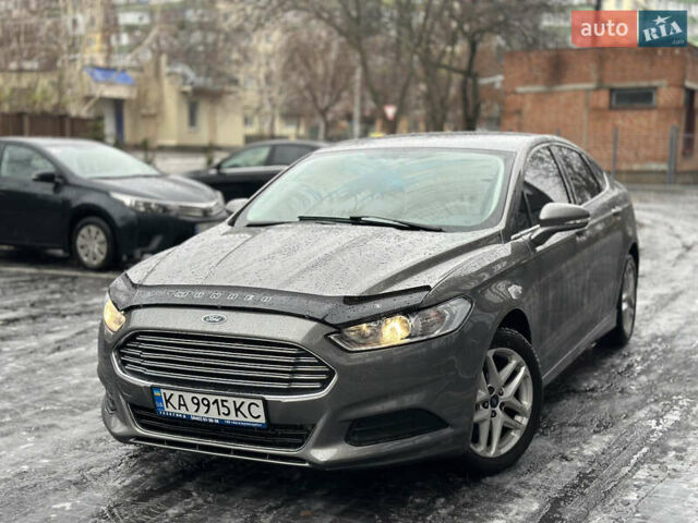 Серый Форд Фьюжн, объемом двигателя 2.49 л и пробегом 210 тыс. км за 9900 $, фото 1 на Automoto.ua