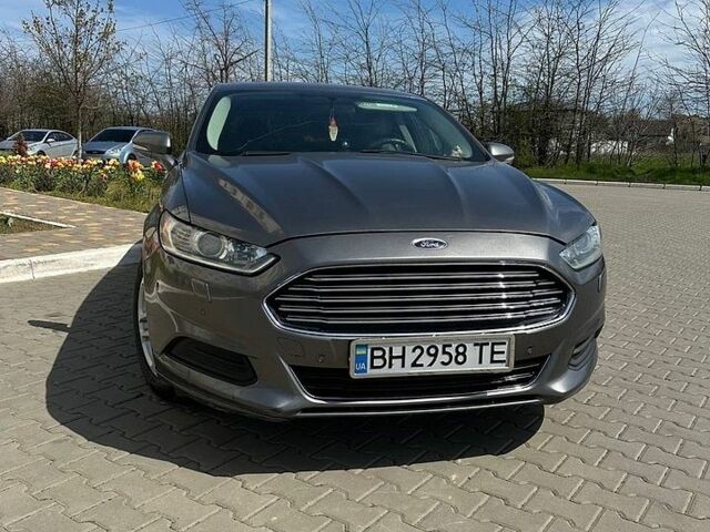 Сірий Форд Фьюжен, об'ємом двигуна 2.49 л та пробігом 200 тис. км за 8200 $, фото 1 на Automoto.ua