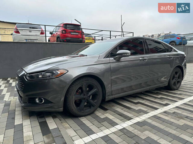 Серый Форд Фьюжн, объемом двигателя 2 л и пробегом 280 тыс. км за 11000 $, фото 1 на Automoto.ua