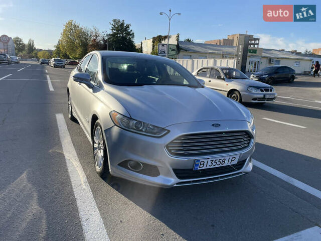 Сірий Форд Фьюжен, об'ємом двигуна 2 л та пробігом 235 тис. км за 10499 $, фото 1 на Automoto.ua