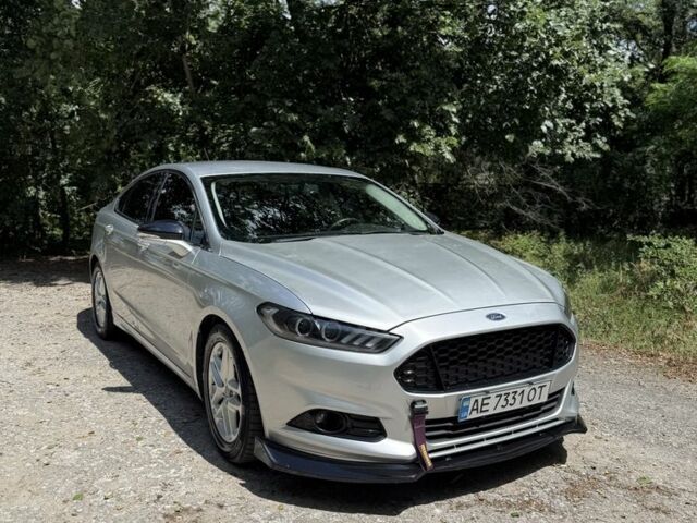 Сірий Форд Фьюжен, об'ємом двигуна 1.5 л та пробігом 175 тис. км за 9538 $, фото 1 на Automoto.ua