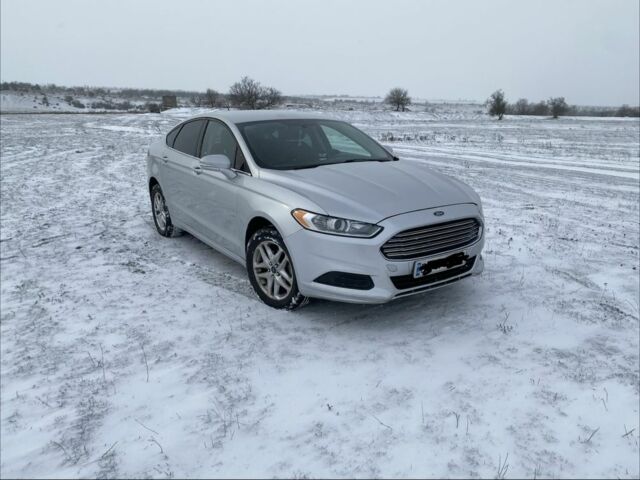 Серый Форд Фьюжн, объемом двигателя 2.5 л и пробегом 181 тыс. км за 9000 $, фото 1 на Automoto.ua