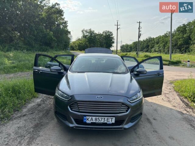 Сірий Форд Фьюжен, об'ємом двигуна 2.5 л та пробігом 221 тис. км за 9500 $, фото 1 на Automoto.ua