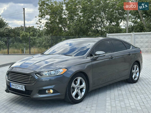 Сірий Форд Фьюжен, об'ємом двигуна 2 л та пробігом 160 тис. км за 9000 $, фото 1 на Automoto.ua