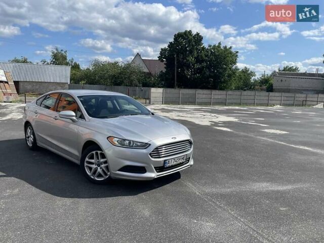 Форд Фьюжн 2014 в Киеве на Automoto.ua Серый Форд Фьюжн, объемом двигателя 2.49 л и пробегом 233 тыс. км за 8900 $, фото 1 на Automoto.ua