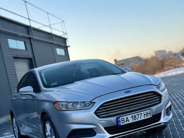 Серый Форд Фьюжн, объемом двигателя 2.5 л и пробегом 190 тыс. км за 9700 $, фото 1 на Automoto.ua