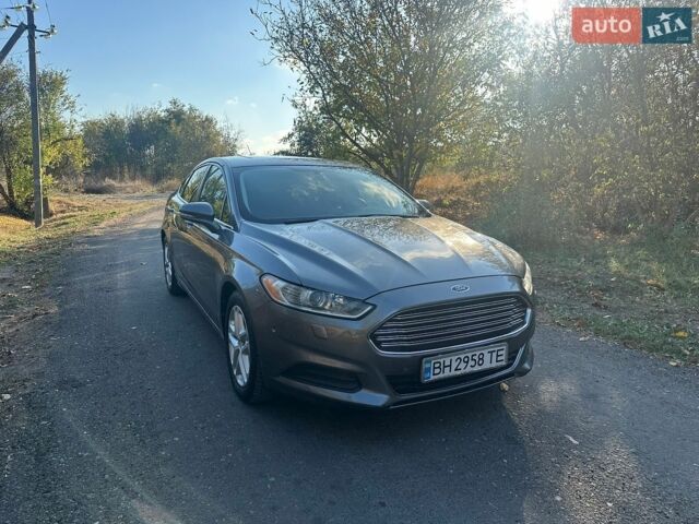 Серый Форд Фьюжн, объемом двигателя 2.5 л и пробегом 203 тыс. км за 8500 $, фото 1 на Automoto.ua