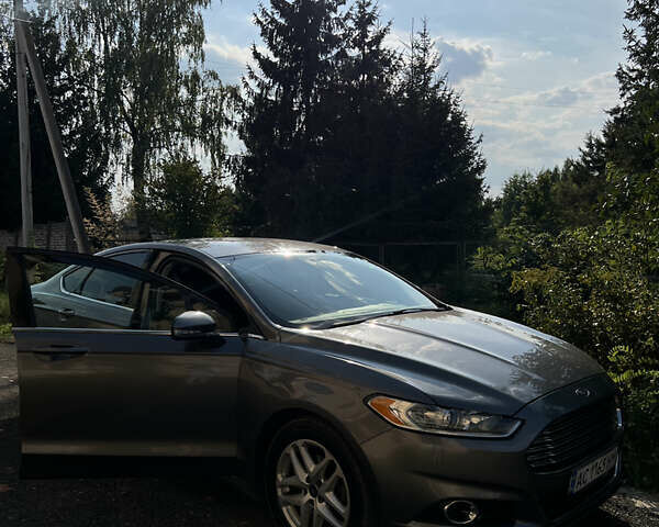 Сірий Форд Фьюжен, об'ємом двигуна 2.5 л та пробігом 290 тис. км за 8500 $, фото 1 на Automoto.ua