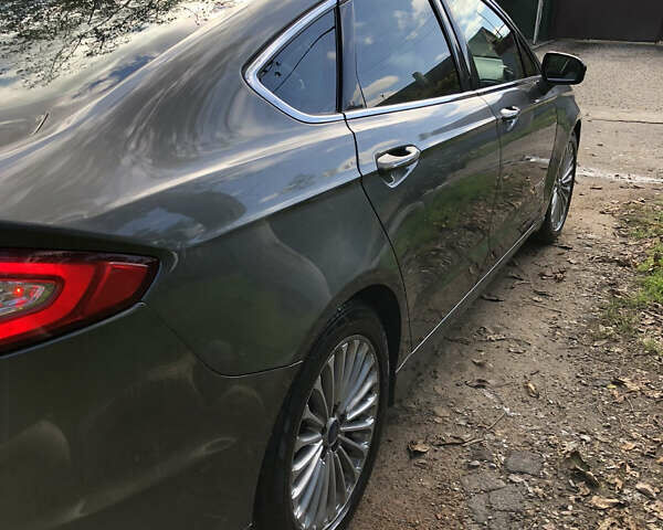 Сірий Форд Фьюжен, об'ємом двигуна 2 л та пробігом 245 тис. км за 10500 $, фото 1 на Automoto.ua