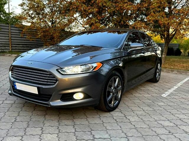 Серый Форд Фьюжн, объемом двигателя 2 л и пробегом 175 тыс. км за 11000 $, фото 1 на Automoto.ua