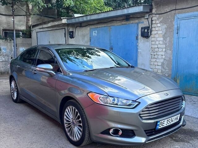 Сірий Форд Фьюжен, об'ємом двигуна 2 л та пробігом 252 тис. км за 7900 $, фото 1 на Automoto.ua