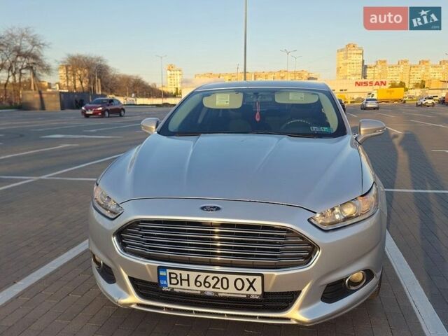 Серый Форд Фьюжн, объемом двигателя 2.5 л и пробегом 170 тыс. км за 8600 $, фото 1 на Automoto.ua