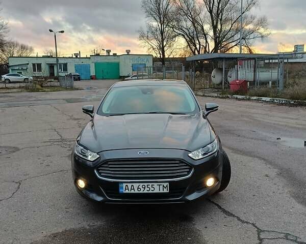 Сірий Форд Фьюжен, об'ємом двигуна 2 л та пробігом 121 тис. км за 12700 $, фото 1 на Automoto.ua