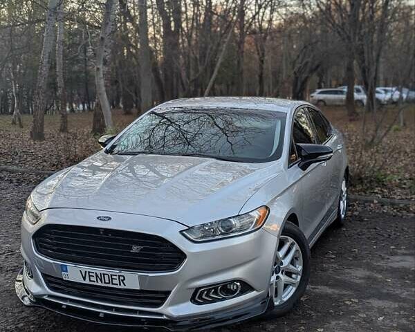 Сірий Форд Фьюжен, об'ємом двигуна 2.49 л та пробігом 138 тис. км за 10500 $, фото 1 на Automoto.ua