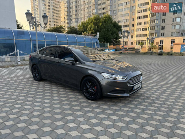 Серый Форд Фьюжн, объемом двигателя 2.49 л и пробегом 206 тыс. км за 9300 $, фото 1 на Automoto.ua
