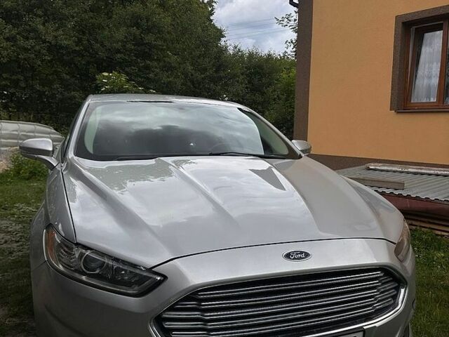 Сірий Форд Фьюжен, об'ємом двигуна 1.5 л та пробігом 262 тис. км за 5500 $, фото 1 на Automoto.ua
