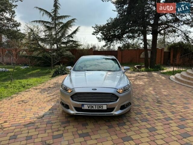 Сірий Форд Фьюжен, об'ємом двигуна 2 л та пробігом 208 тис. км за 10900 $, фото 1 на Automoto.ua