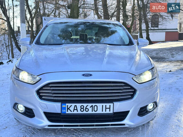 Серый Форд Фьюжн, объемом двигателя 2.5 л и пробегом 280 тыс. км за 9550 $, фото 1 на Automoto.ua