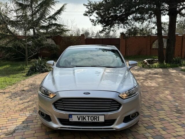 Сірий Форд Фьюжен, об'ємом двигуна 2 л та пробігом 209 тис. км за 10900 $, фото 1 на Automoto.ua