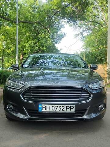 Серый Форд Фьюжн, объемом двигателя 2 л и пробегом 180 тыс. км за 12500 $, фото 1 на Automoto.ua