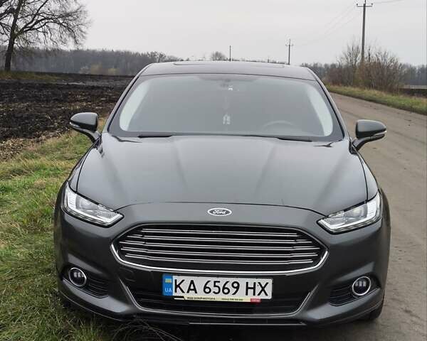 Сірий Форд Фьюжен, об'ємом двигуна 2 л та пробігом 155 тис. км за 12500 $, фото 1 на Automoto.ua